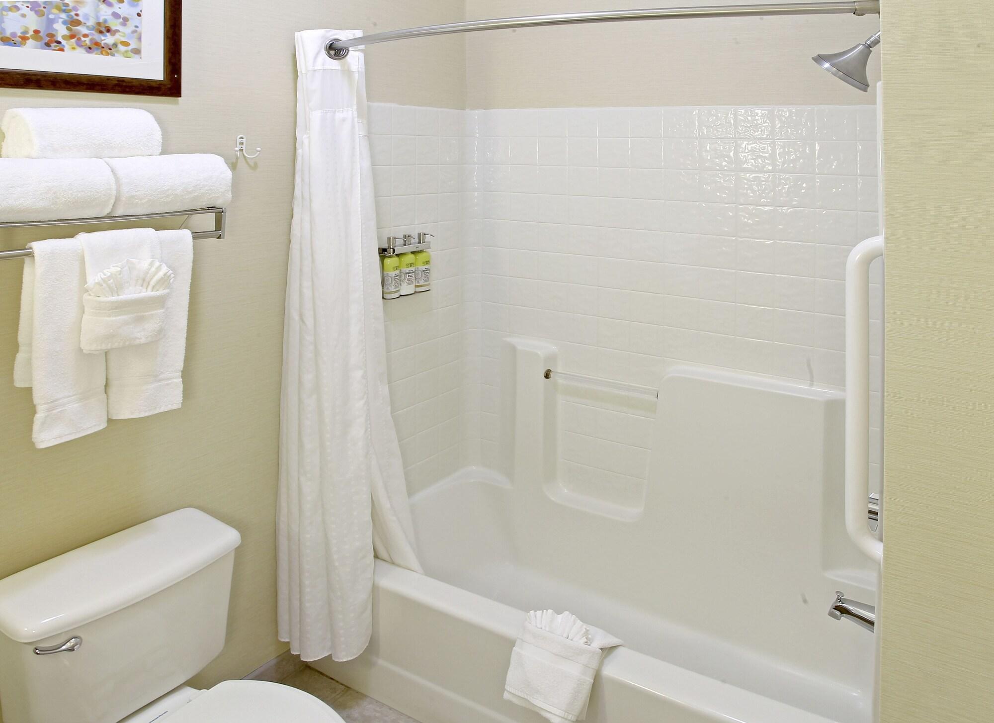 Holiday Inn Express & Suites - Sharon-Hermitage By Ihg West Middlesex Zewnętrze zdjęcie