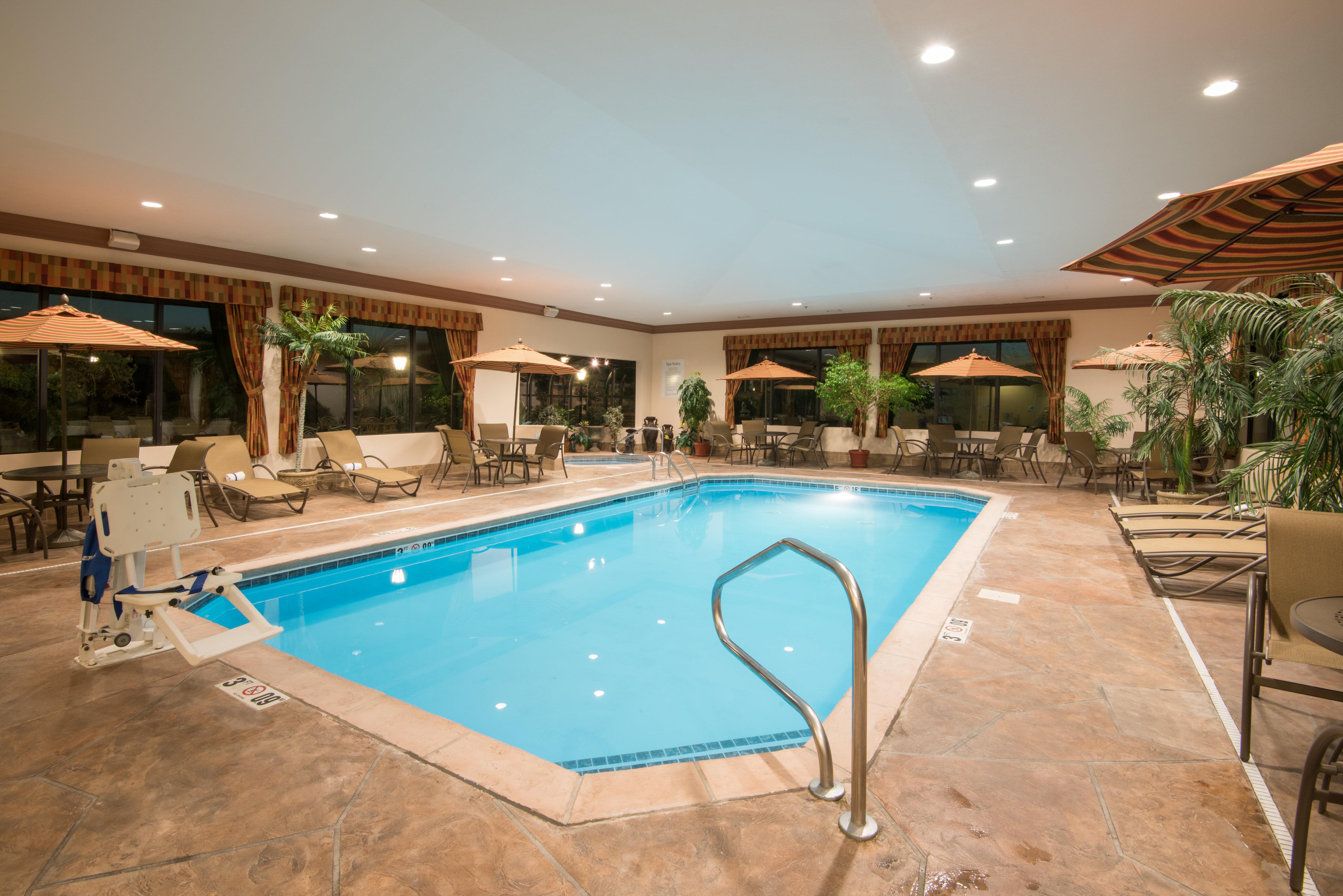 Holiday Inn Express & Suites - Sharon-Hermitage By Ihg West Middlesex Zewnętrze zdjęcie