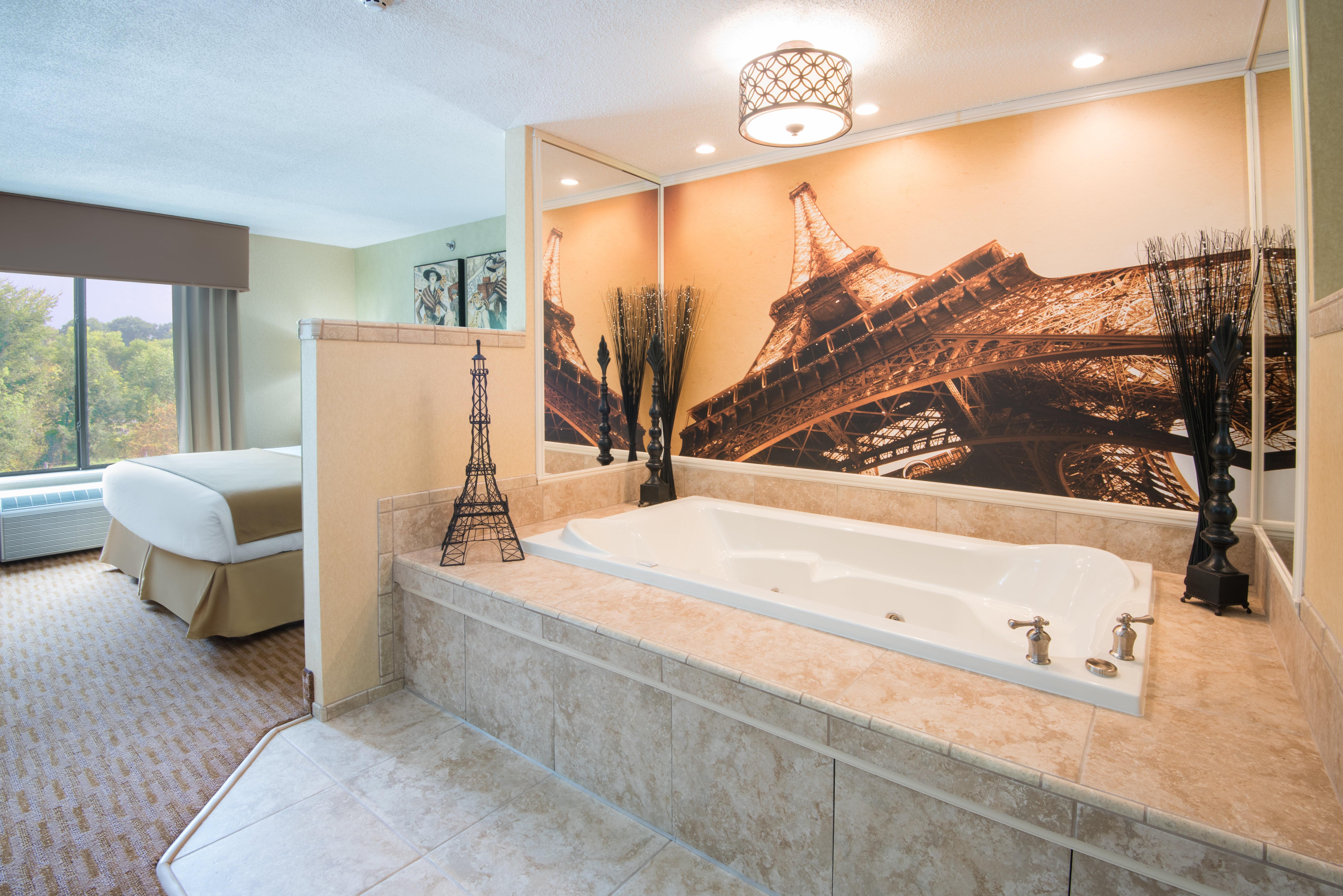 Holiday Inn Express & Suites - Sharon-Hermitage By Ihg West Middlesex Zewnętrze zdjęcie