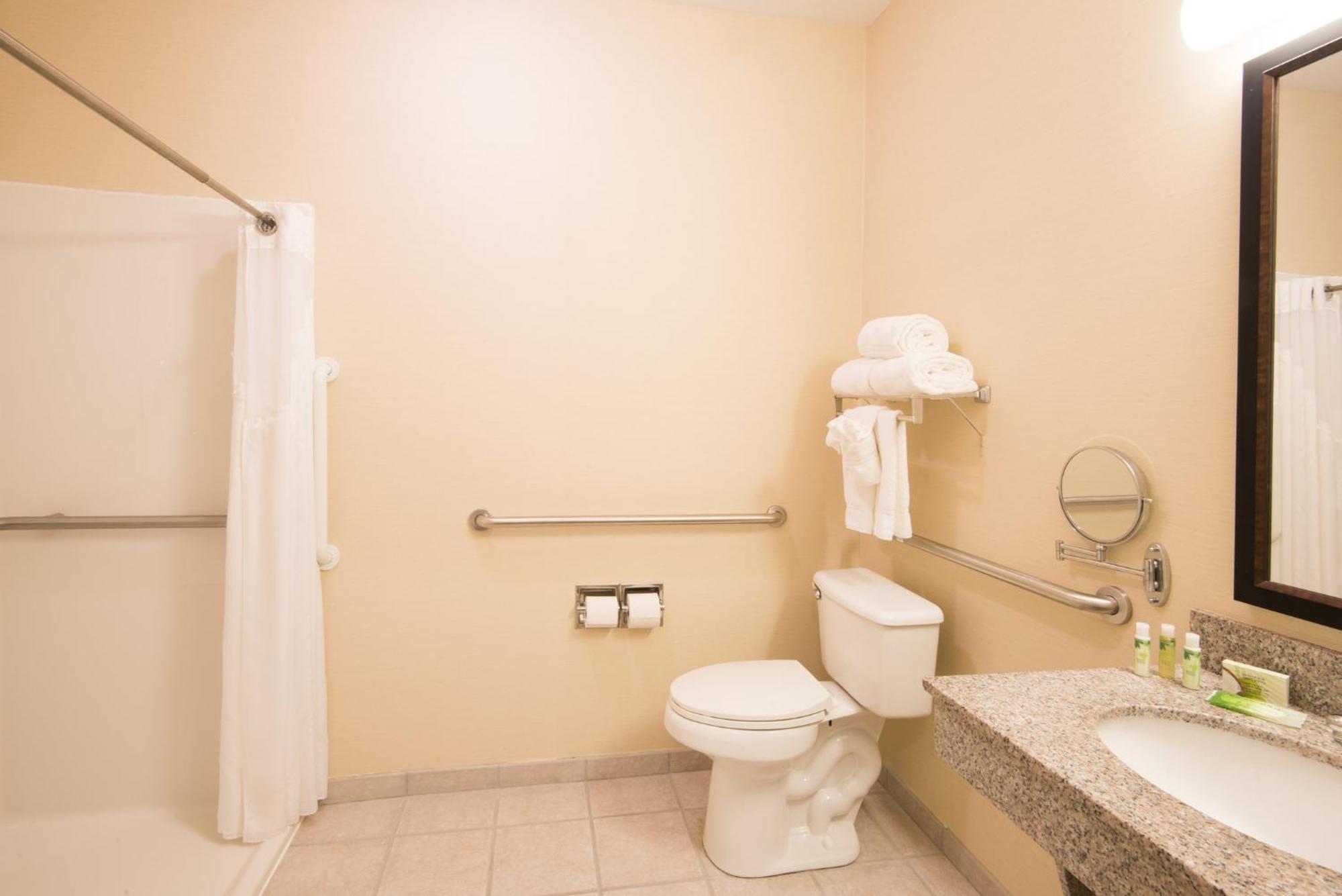 Holiday Inn Express & Suites - Sharon-Hermitage By Ihg West Middlesex Zewnętrze zdjęcie